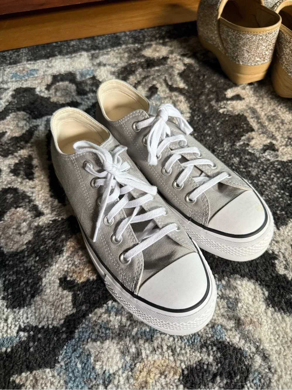 Converse Platform Low-Top Sneakers in Light Gray and White